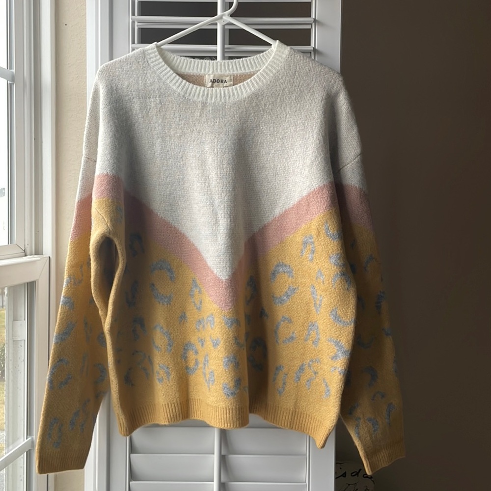 Adora sweater